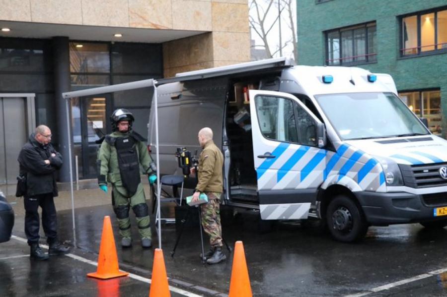 В офисах почтовой компании в Нидерландах прогремели два взрыва