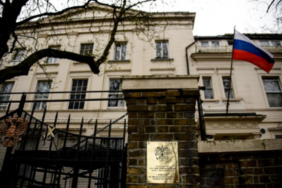 Российское посольство в Лондоне объяснило гигантский долг
