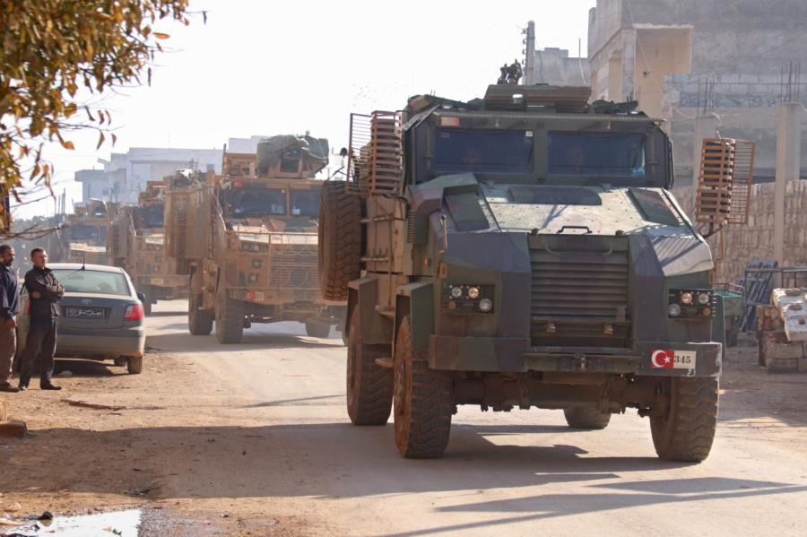 Турция заявила об успешном начале операции против войск Асада в Сирии