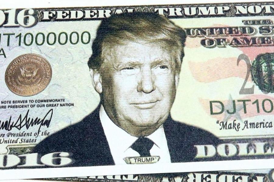 Трамп назвал недостаток сильного доллара