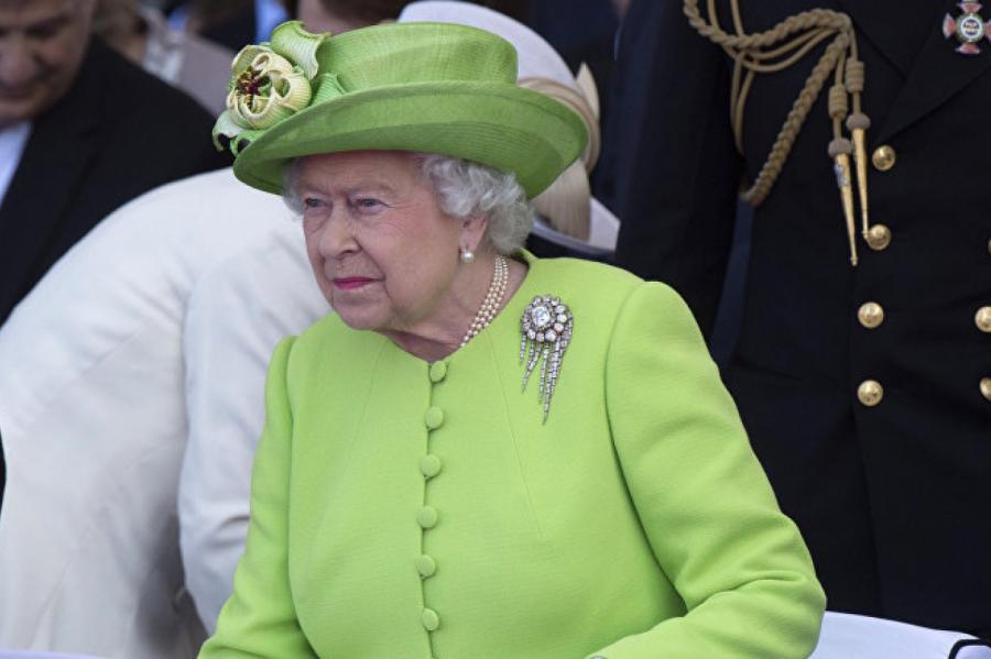 Бегите скорее! Британская королева срочно покинула дворец из-за коронавируса