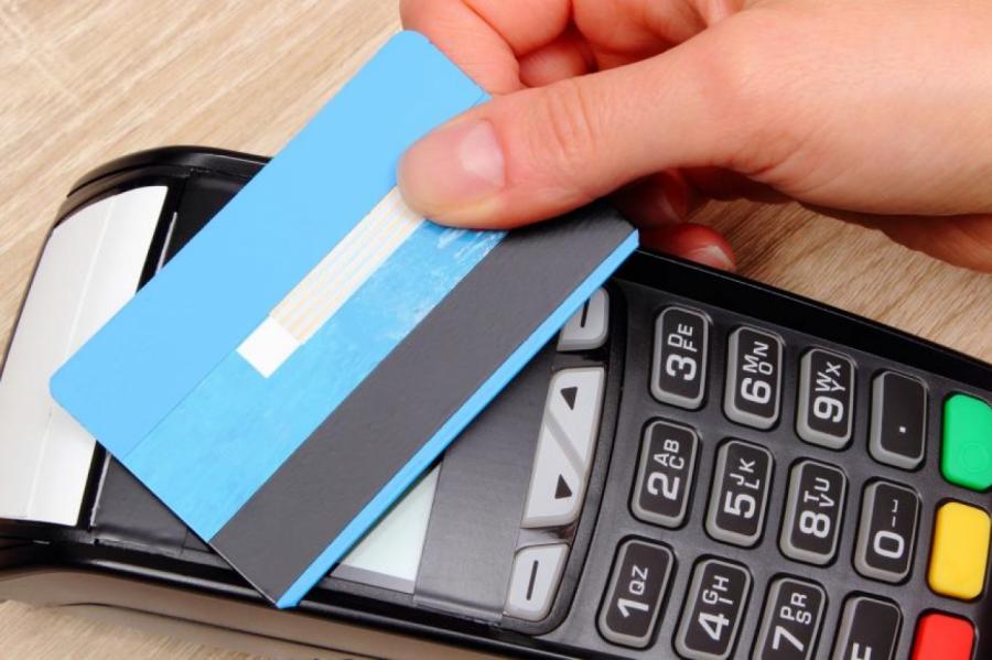 Береги карманы! Лимит бесконтактных платежей без PIN-кода увеличен до 50 евро