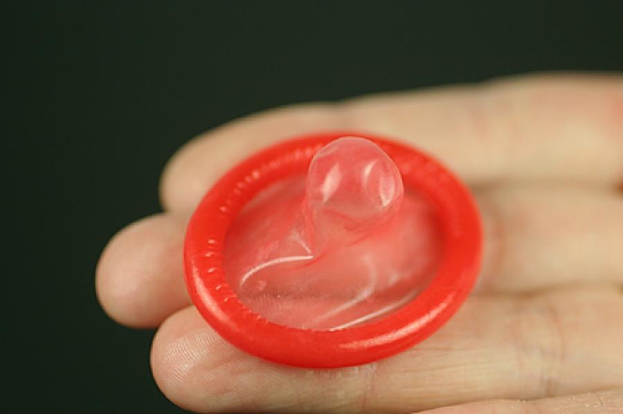 Что там гречка?! Миру предрекли дефицит презервативов