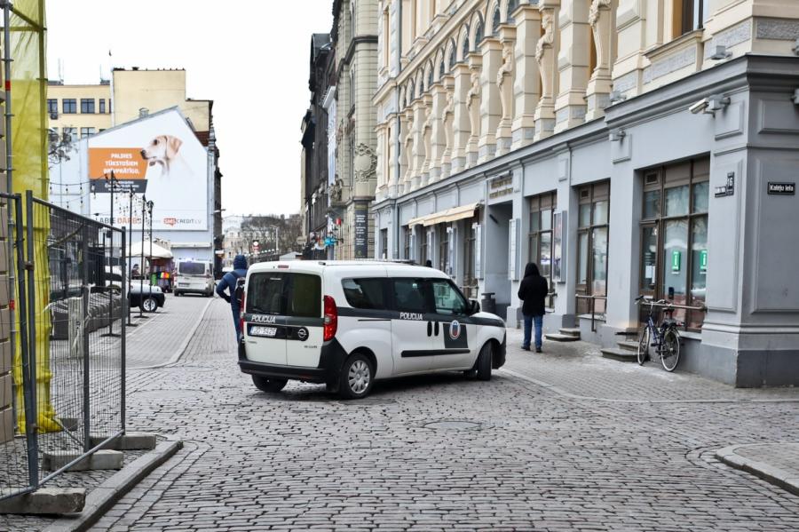 В Латвии могут ужесточить наказание нарушителей режима самоизоляции