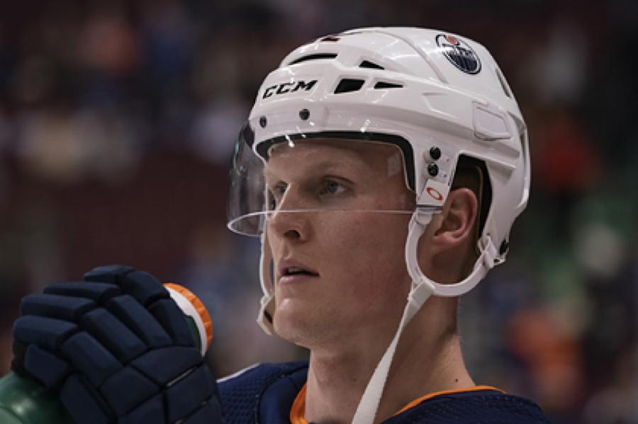 25-летнего хоккеиста НХЛ ввели в кому после операции на мозге