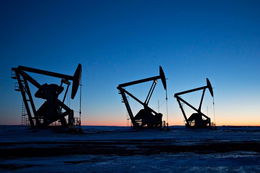 ОПЕК и Россия близки к сделке о рекордном сокращении добычи нефти