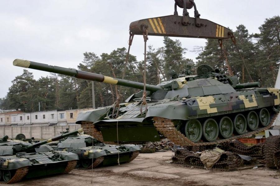 Страх Москвы: украинский Т-72АМТ мощно отстрелялся «Комбатом» (ВИДЕО)