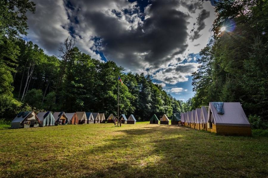 "Дети и родители достали друг друга": Минздрав планирует открытие летних лагерей