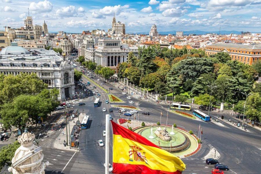 Испания отменит карантин для иностранных туристов с 1 июля