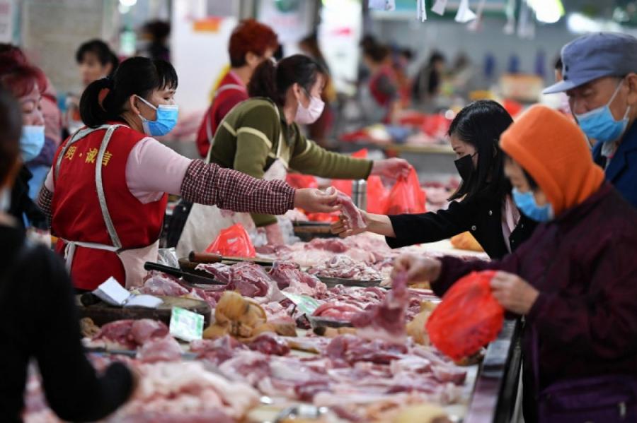 Рынок в Ухане непричем. В Китае опровергли версию происхождения коронавируса
