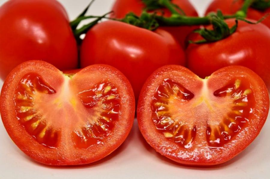 Почему помидоры вырастают с белыми прожилками внутри