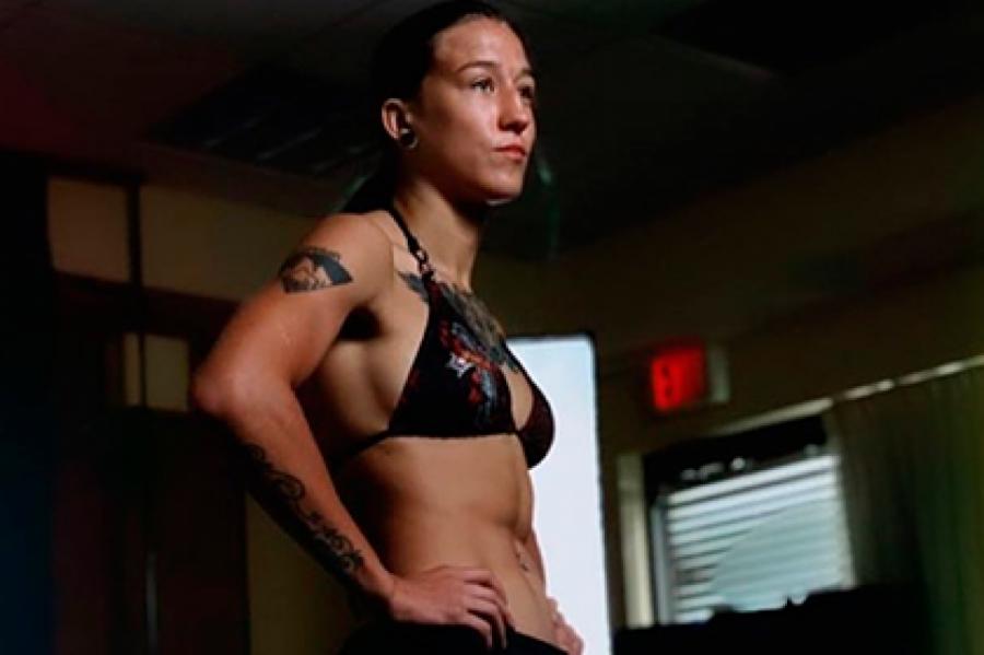 Девушка-боец UFC из Казахстана рассказала о плане бомжевать и есть голубей в США