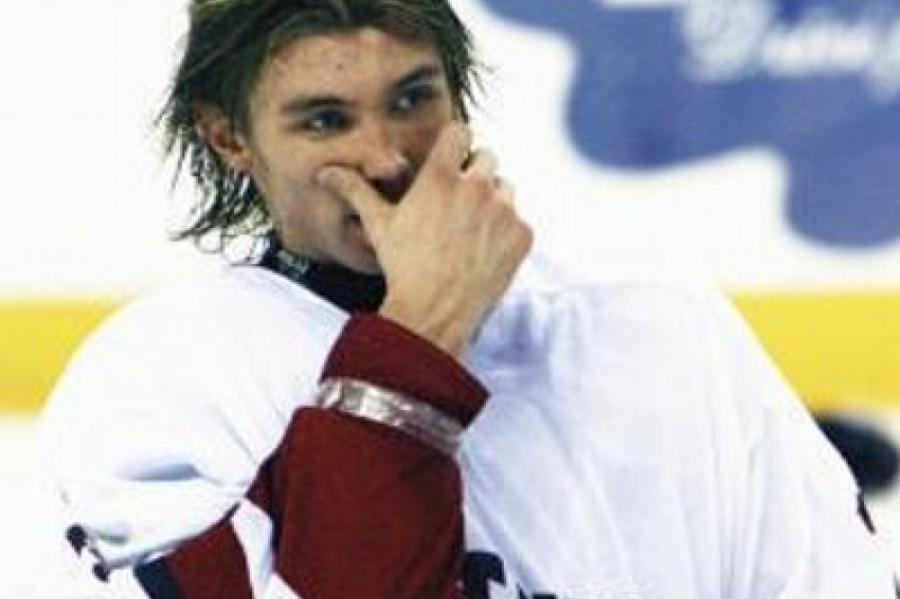 Латвийских хоккеист дисквалифицирован на 4 года за допинг