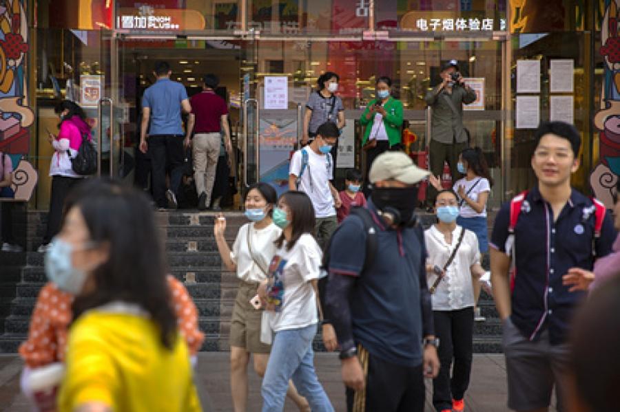 Угроза коронавируса в Китае опустилась до минимального уровня