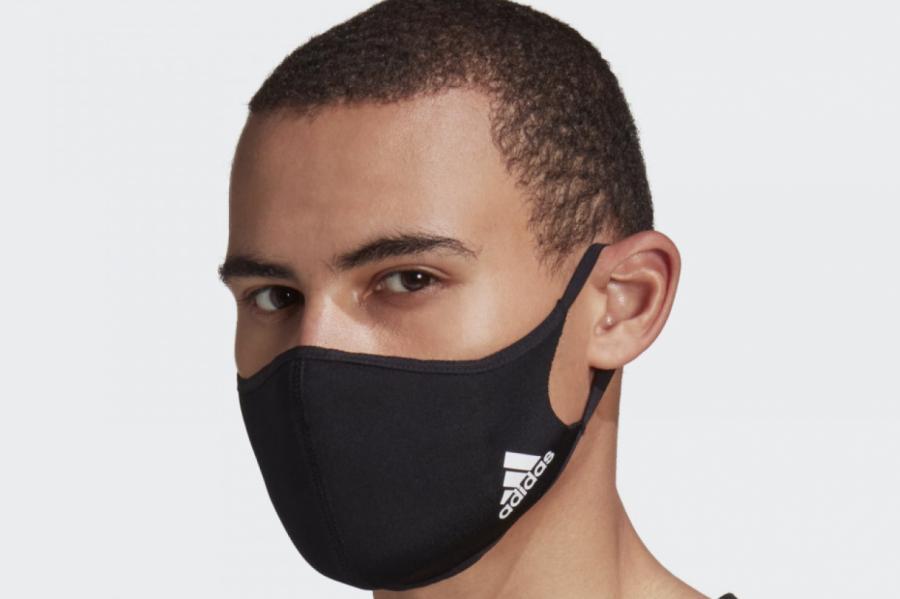 Аdidas выпустил защитные маски из переработанных материалов