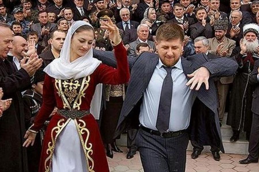 Кадыров поможет более 200 женихам выкупить невест