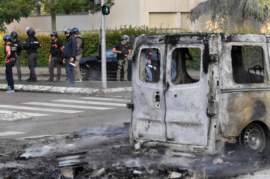 Во Франции расследуют беспорядки с участием чеченцев