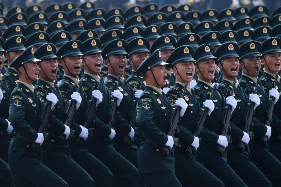 Китайские военнослужащие прибыли в Москву на парад Победы