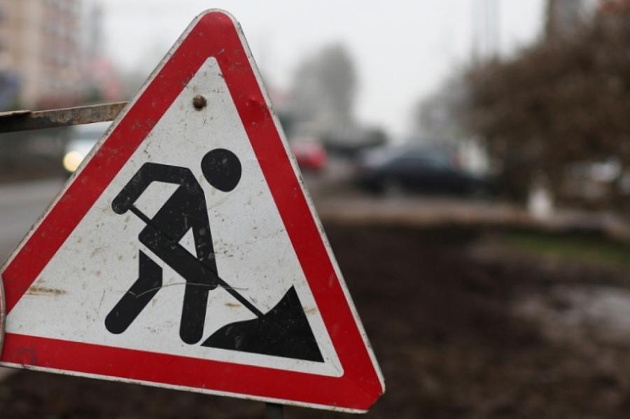 Латвийцы недоумевают: ремонтируют и так хорошие дороги, а на плохие “денег нет”