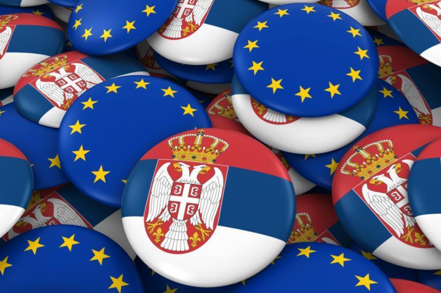 Президент Сербии захотел быстрее вступить в Евросоюз