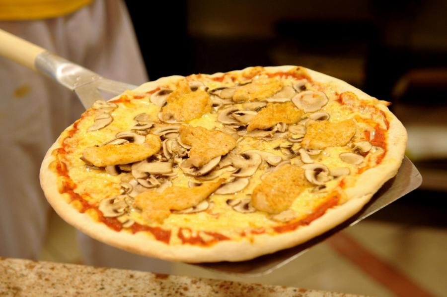 Латвийская "Чили пицца" обанкротилась, какие рестораны продолжат работу