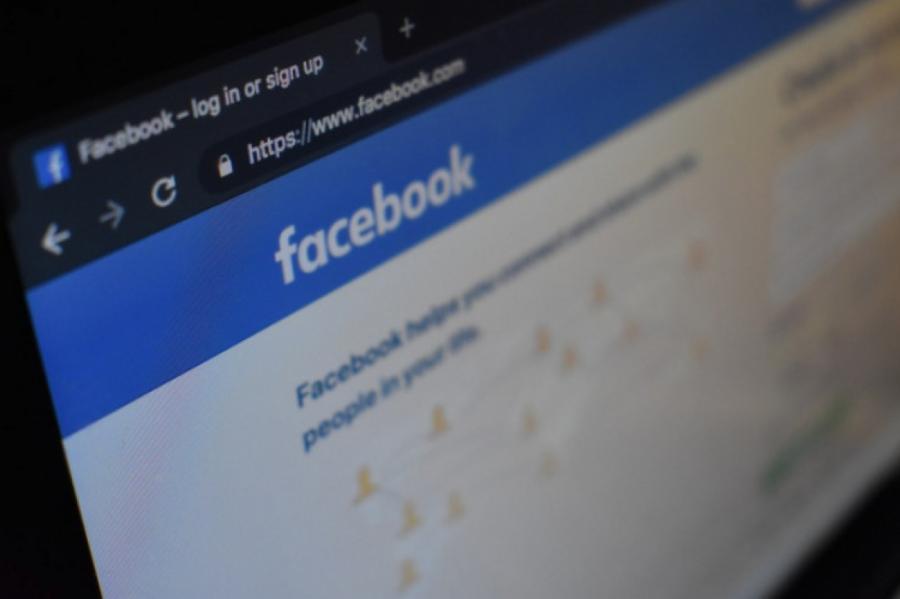 Facebook и Instagram заблокировали десятки сообществ, связанных «Бугалу»