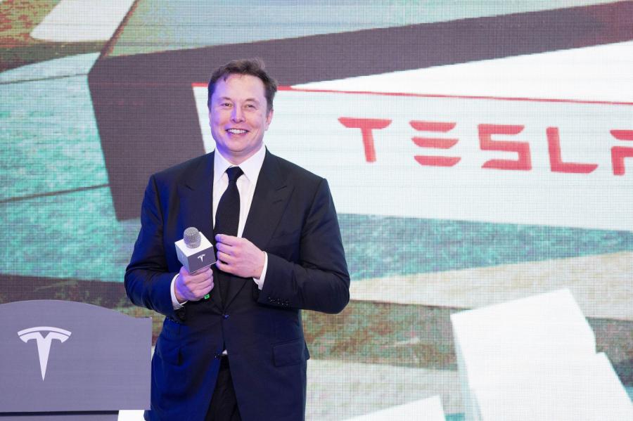 Илон Маск лично застраховал Tesla от судебных исков за свои поступки