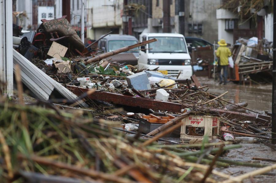 Непогода в Японии: погибли не менее 40 человек