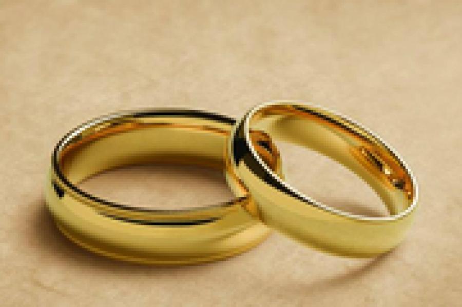 Рижское самоуправление призывает откликнуться рижан, празднующих золотую свадьбу