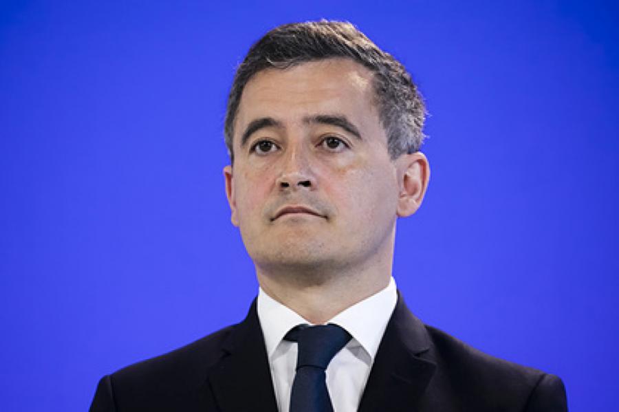 Новому главе МВД Франции припомнили обвинение в изнасиловании