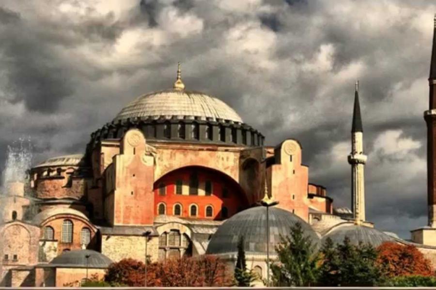 Турция отнимет у православных Софийский собор