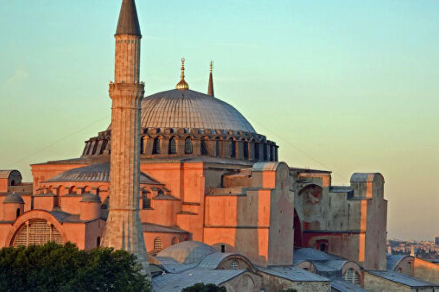 ЮНЕСКО выразила сожаление в связи с превращением собора Святой Софии в мечеть