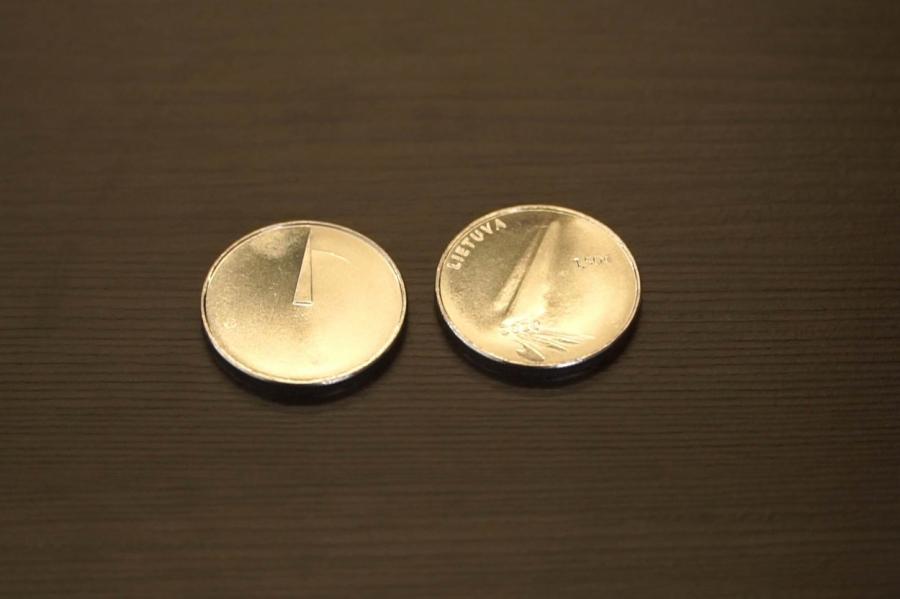 В честь медиков выпустили монету номиналом в 1,5 евро (ВИДЕО)