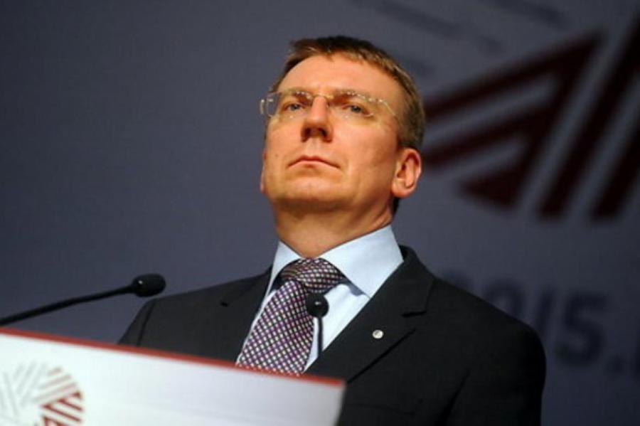 Ринкевич предлагает отнимать ВНЖ и визы у нарушителей режима самоизоляции