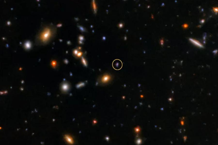 Астрономы обнаружили самый далекий гамма-всплеск во Вселенной