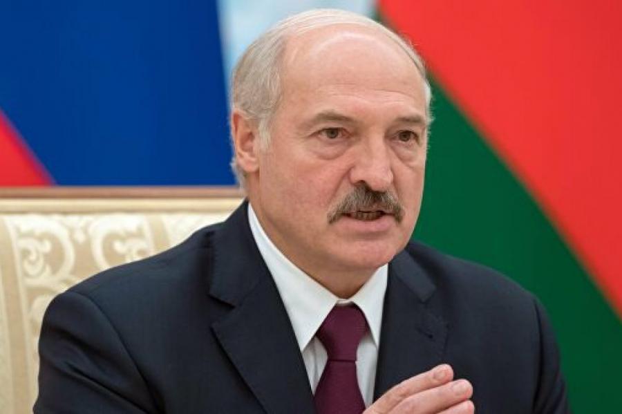 Лукашенко призвал не верить в забастовки сотен рабочих по всей стране