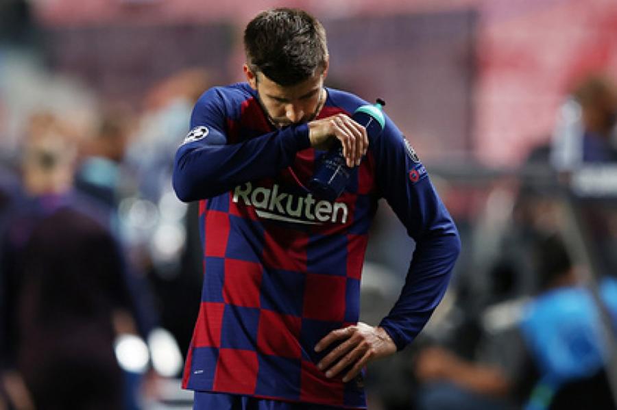 Защитник Барселоны заявил о «достигшем дна» клубе