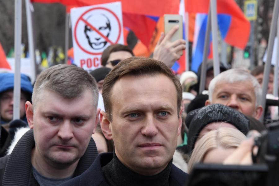 СМИ: у Алексея Навального начался отек мозга, состояние критическое