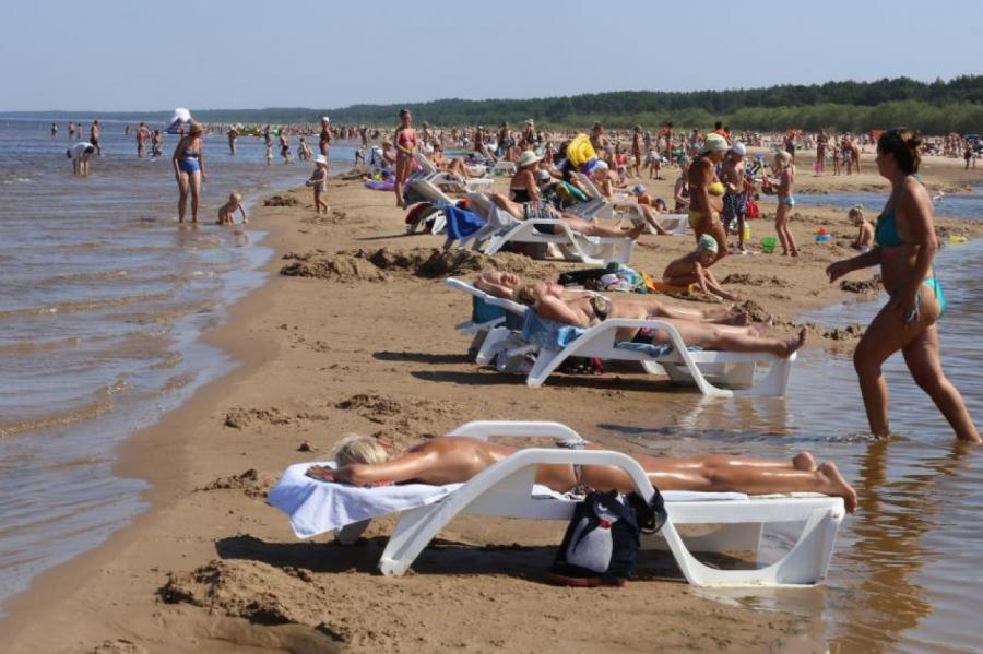 Латвийские синоптики рассказали, где сегодня можно купаться