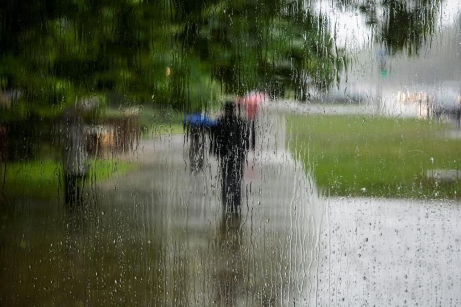 Лето - все? Латвийские синоптики рассказали о погоде на понедельник