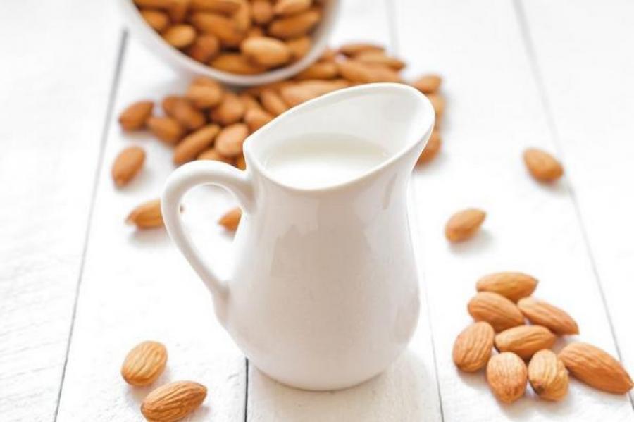 Миндальное молоко — приготовить или купить?