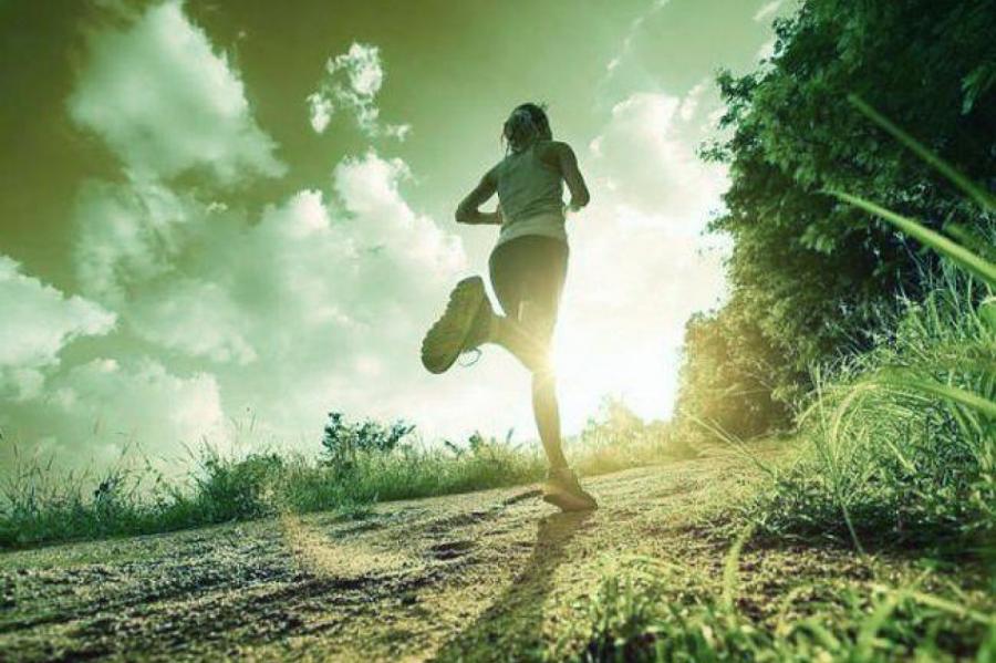 Банкиры возмещают отмененные марафоны испытанием физической активности