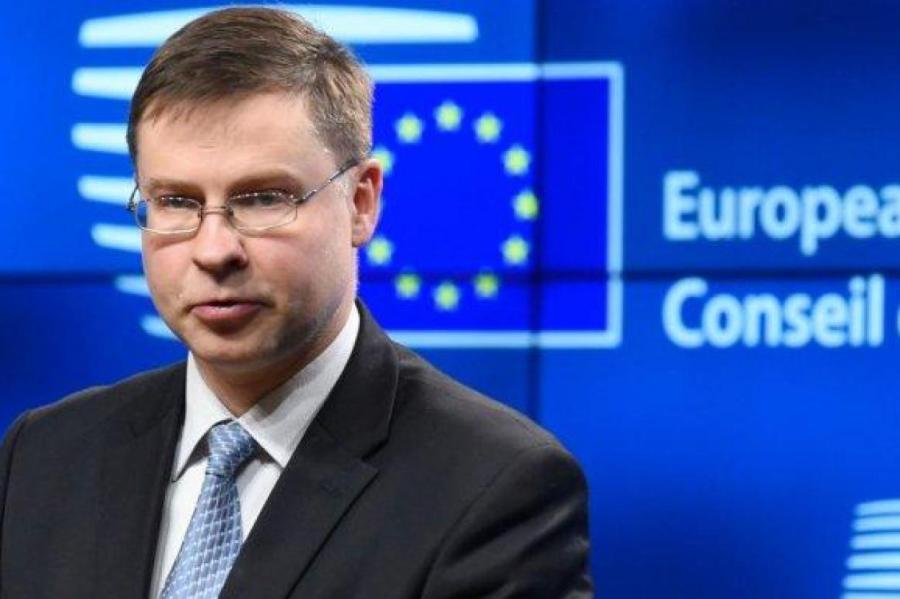 Вице-президент ЕК Домбровскис может также стать комиссаром ЕС по торговле