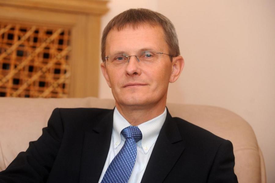 Экс-министр финансов Вилкс выдвинут на должность члена совета Банка Латвии