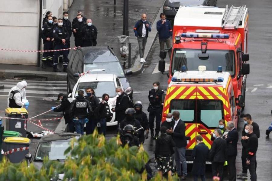В Париже четырёх человек ранили мачете возле бывшей редакции Charlie Hebdo