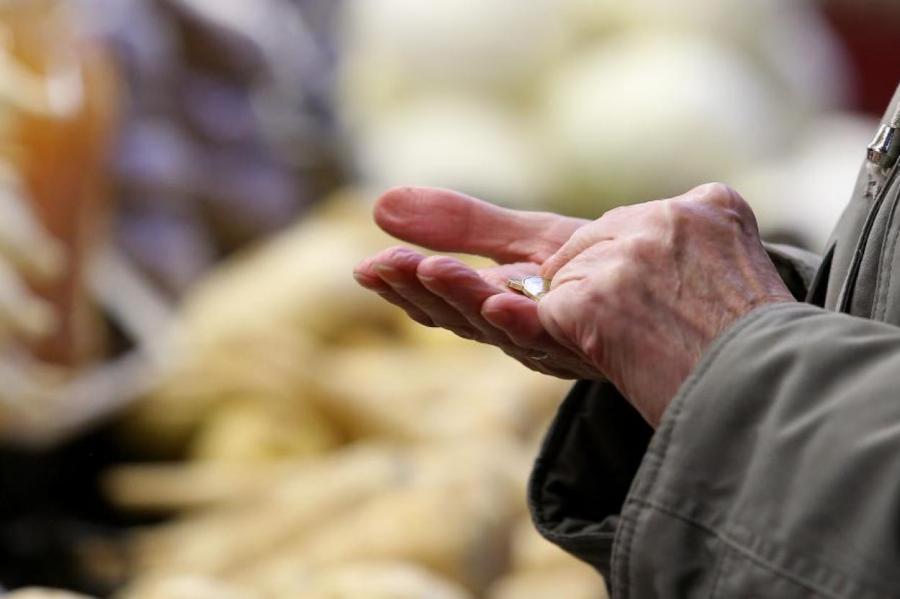Власти Латвии признали несправедливость по отношению к пенсионерам