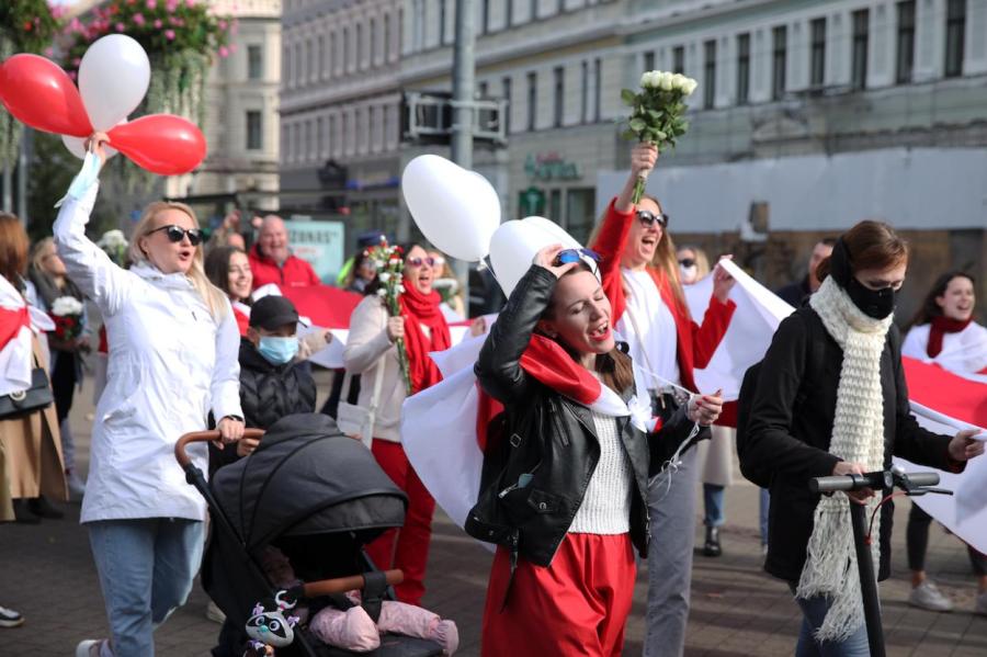 В Риге прошло «антилукашенковское» шествие (ФОТО)