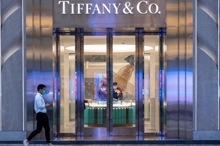 Антимонопольный регулятор одобрил сделку LVMH и Tiffany на $16 млрд