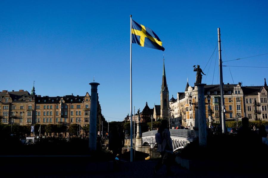 Швеция меняет стратегию борьбы с Covid-19