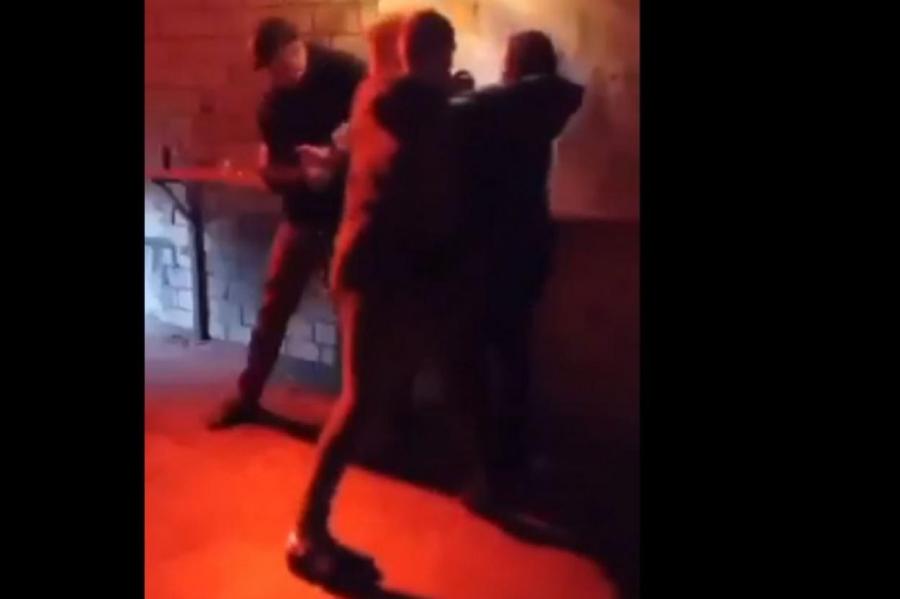 ВИДЕО: полиция штурмом взяла популярное место развлечений в Риге